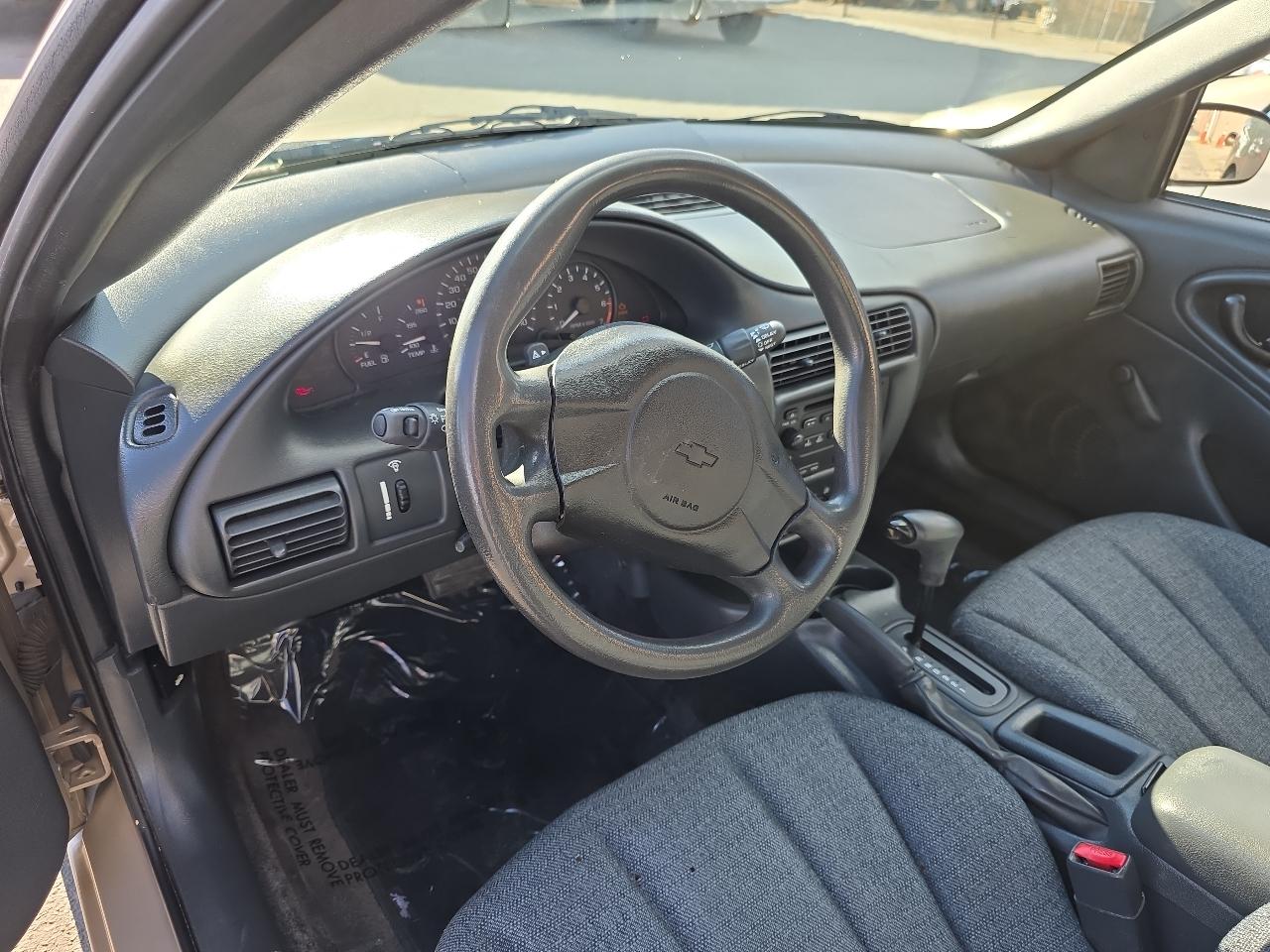 Chevrolet Cavalier 4dr Base Sdn 2004