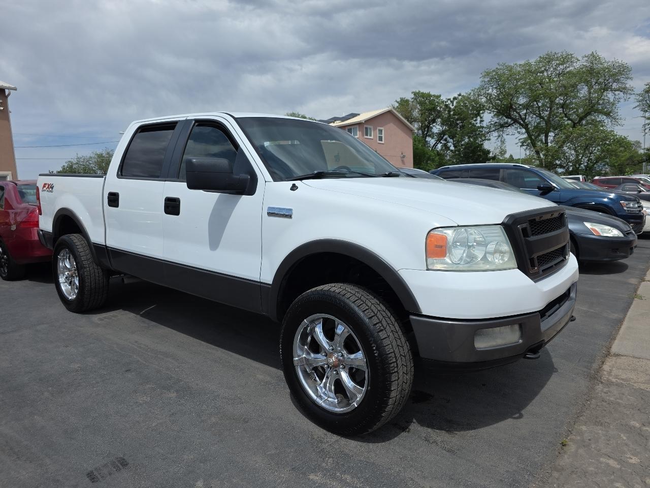 2005 Ford F-150 4WD SuperCrew 139" FX4