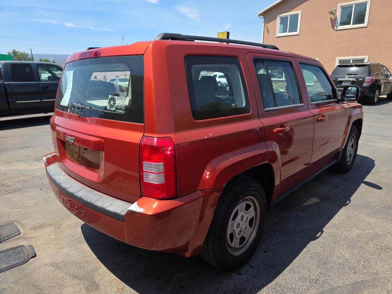 Jeep Patriot 4WD 4dr Sport *Ltd Avail* 2010