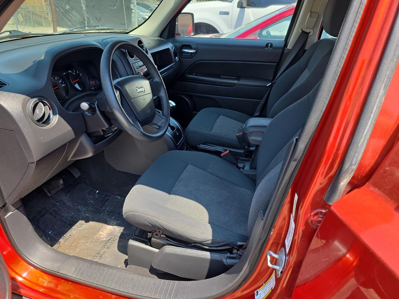 Jeep Patriot 4WD 4dr Sport *Ltd Avail* 2010