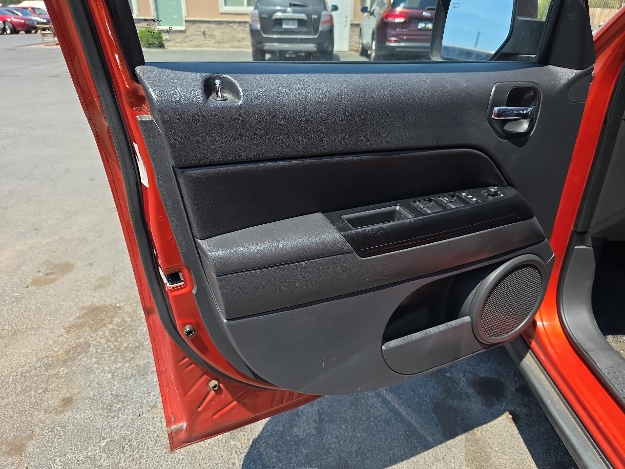 Jeep Patriot 4WD 4dr Sport *Ltd Avail* 2010