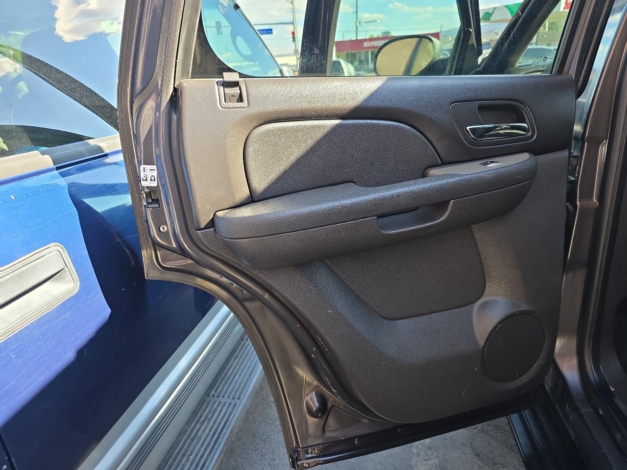 Chevrolet Tahoe 4WD 4dr 1500 LS 2010