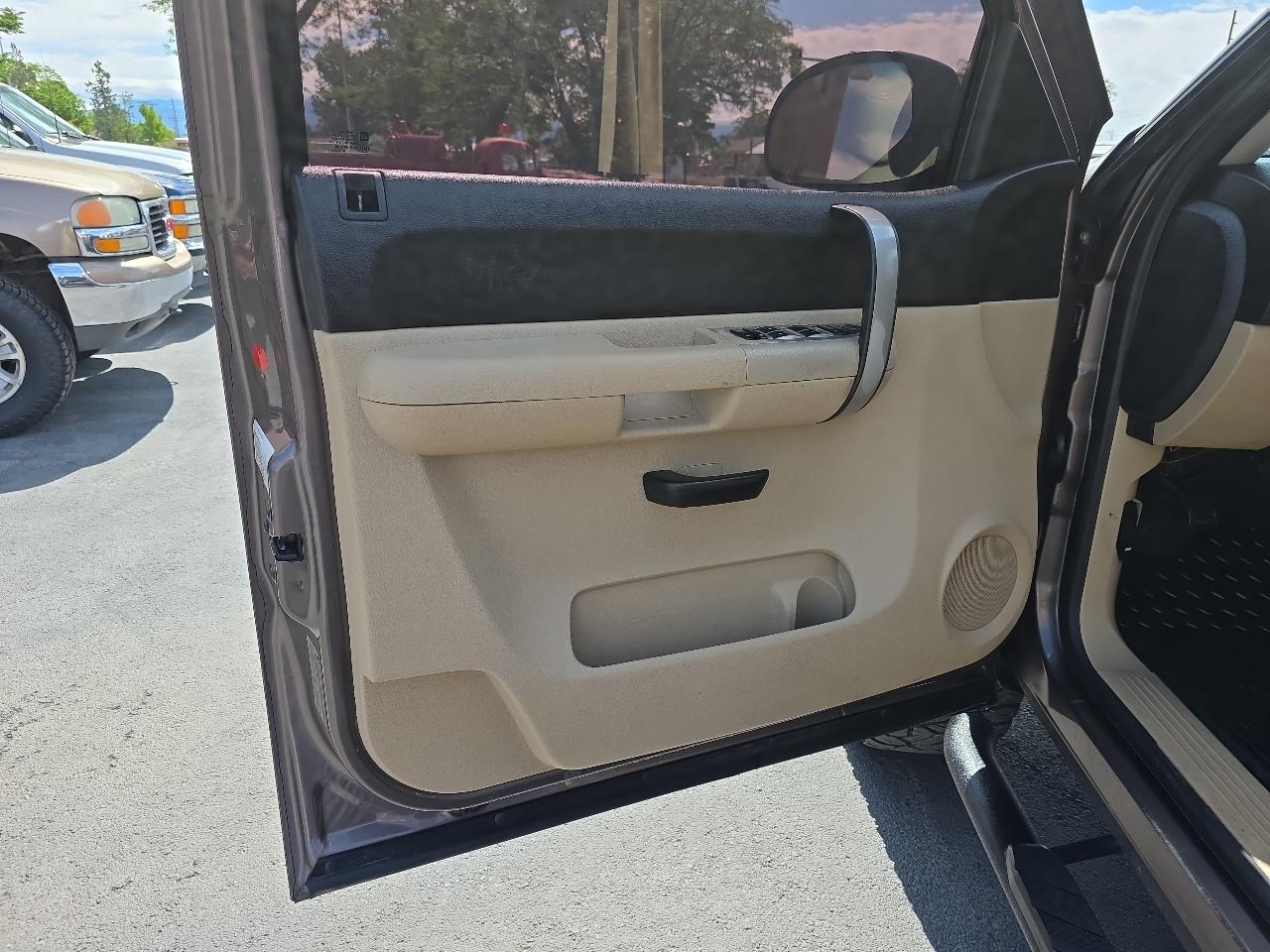 Chevrolet Silverado 1500 4WD Crew Cab 143.5" LT w/2LT 2008