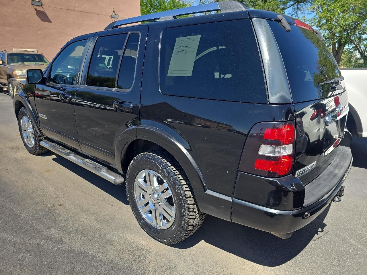 Ford Explorer 4dr 114" WB 4.6L Limited 4WD 2006