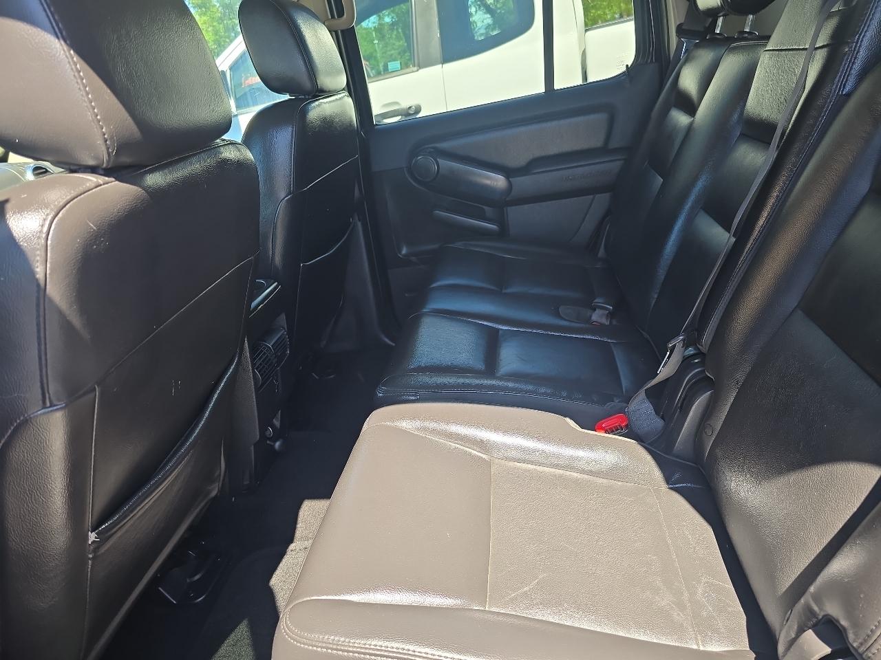 Ford Explorer 4dr 114" WB 4.6L Limited 4WD 2006