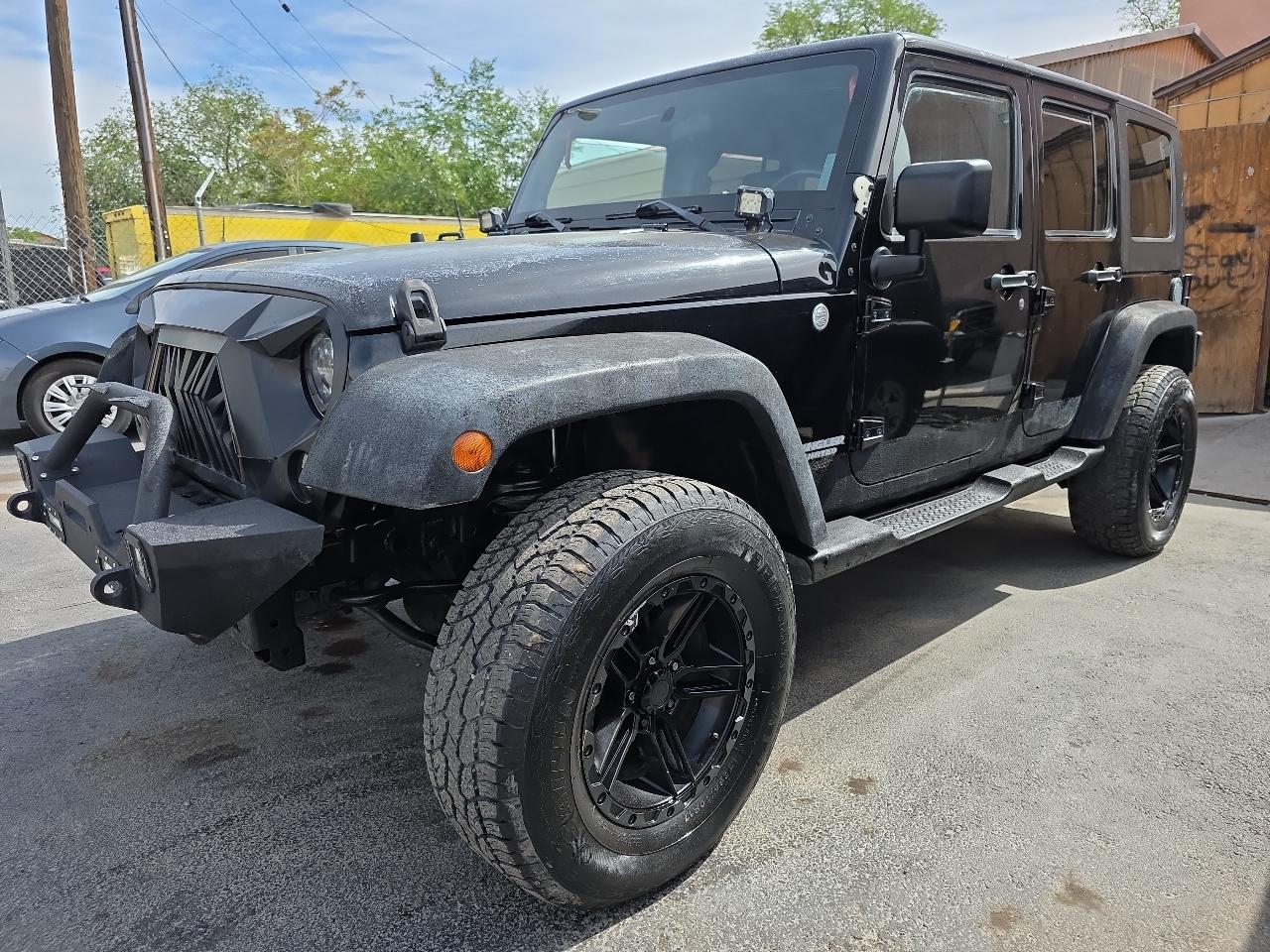 Jeep Wrangler Unlimited 4WD 4dr Mountain 2010