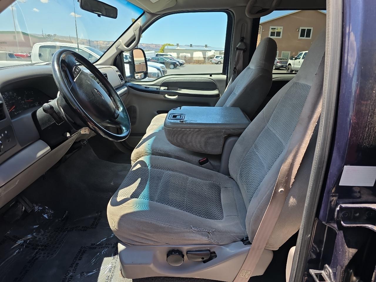 Ford Super Duty F-250 Crew Cab 156" XLT 4WD 2001