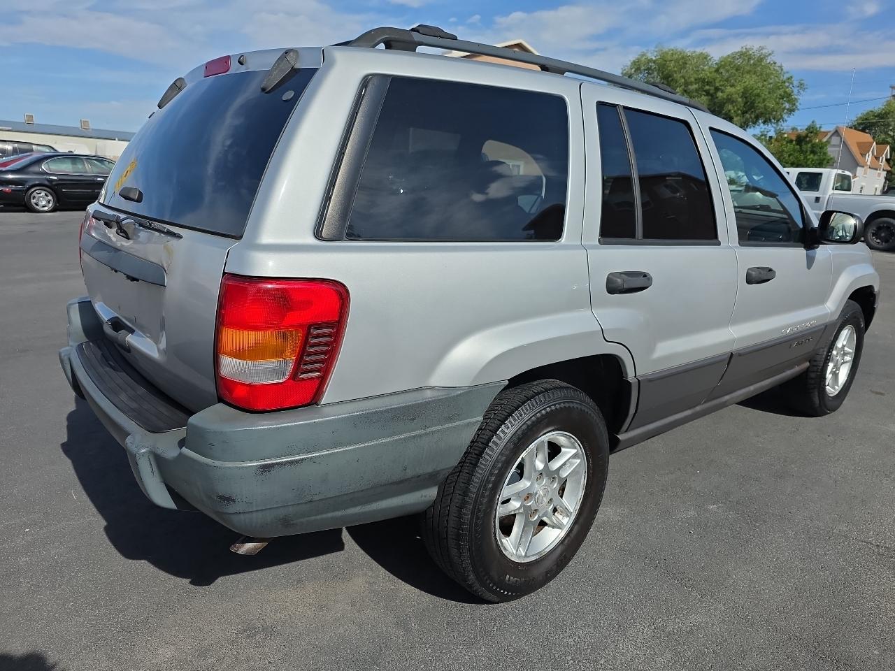 Jeep Grand Cherokee 4dr Laredo 4WD 2004