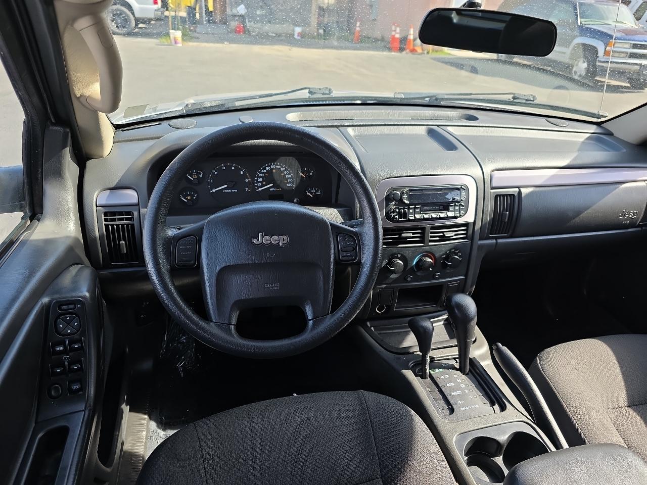 Jeep Grand Cherokee 4dr Laredo 4WD 2004