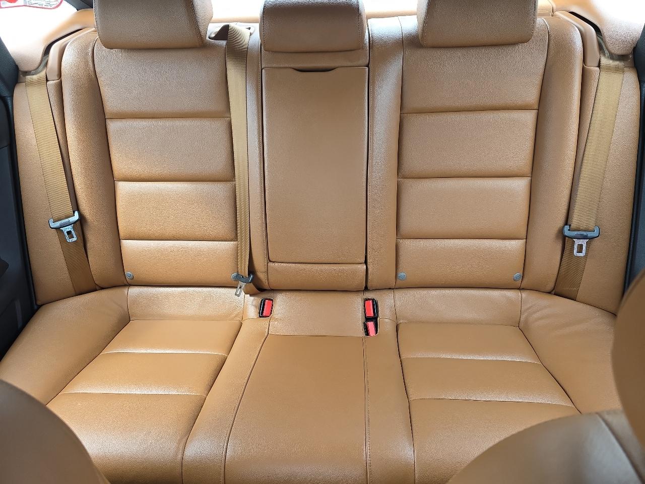 Audi A6 4dr Sdn 3.2L quattro Auto 2006