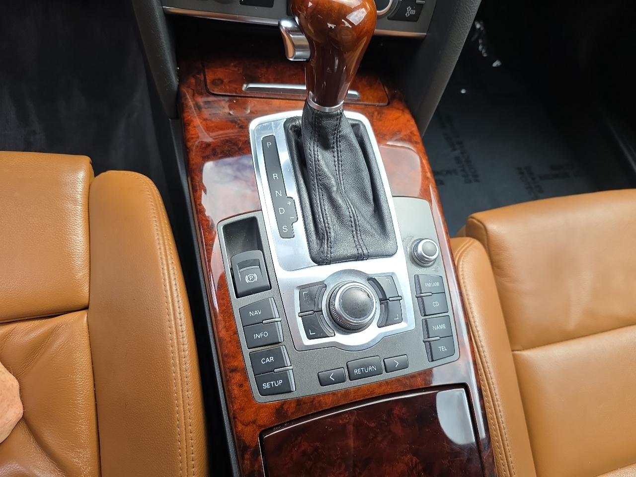 Audi A6 4dr Sdn 3.2L quattro Auto 2006