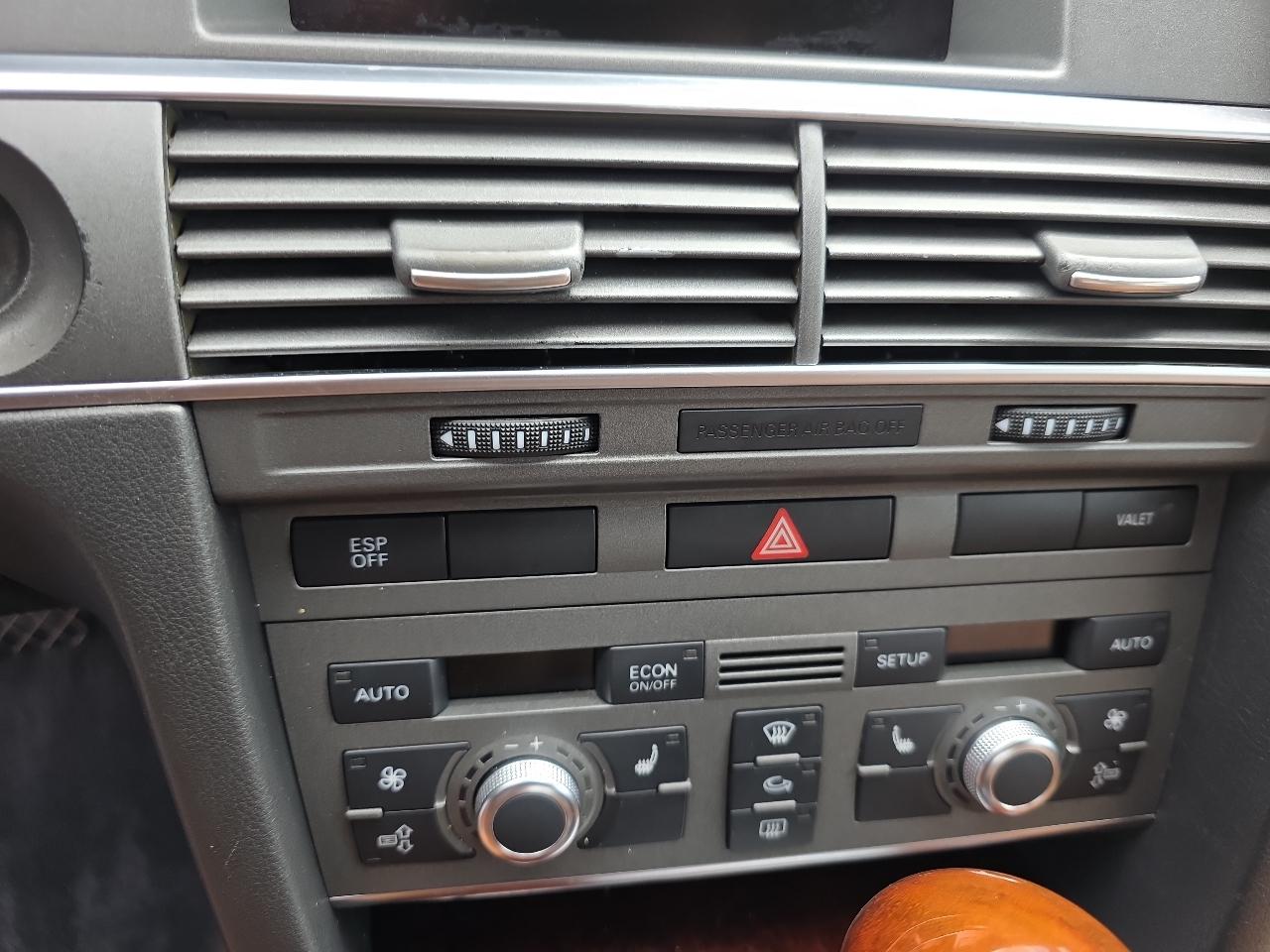 Audi A6 4dr Sdn 3.2L quattro Auto 2006