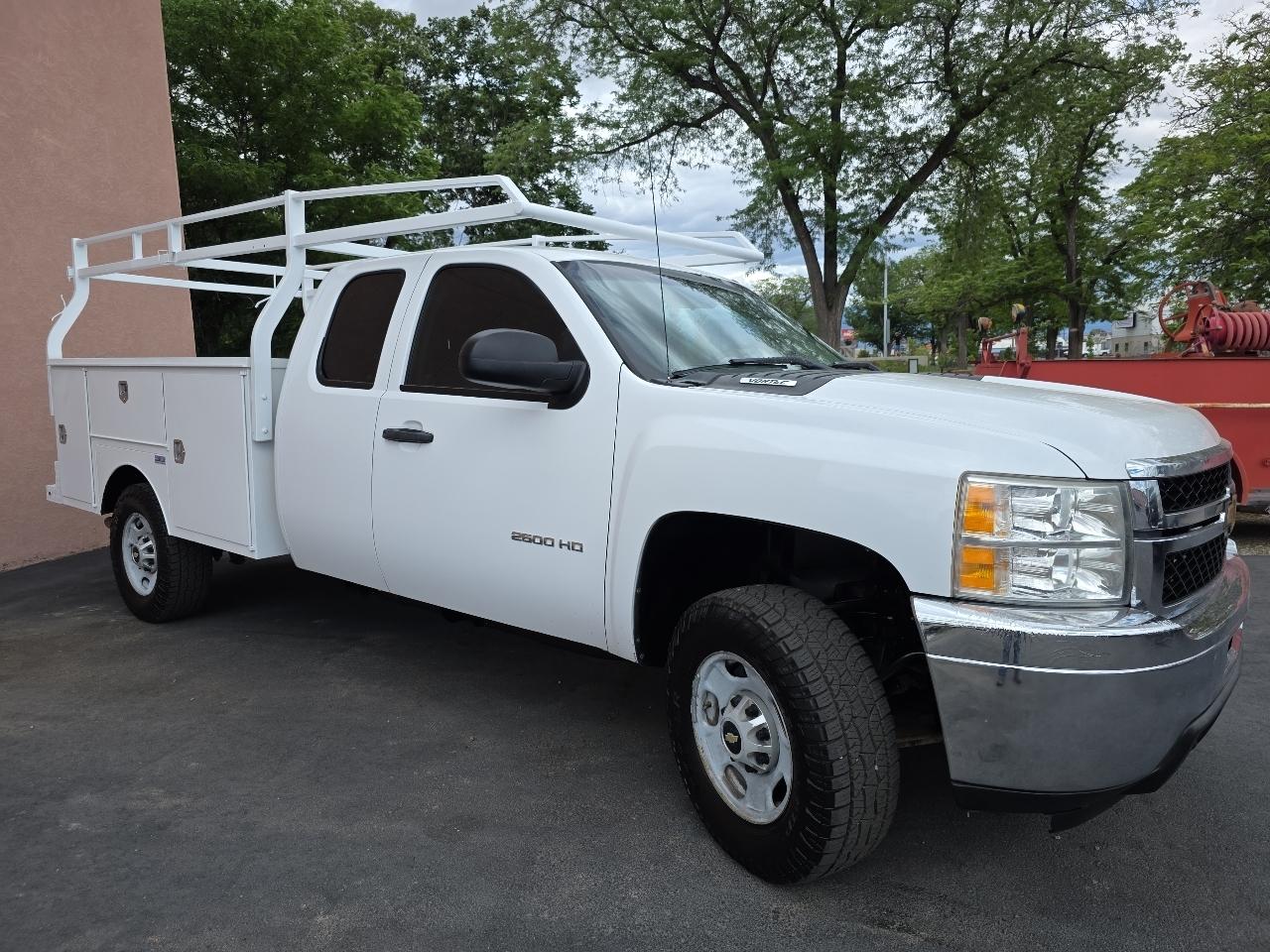 Chevrolet Silverado 2500HD 4WD Ext Cab 158.2" Work Truck 2011