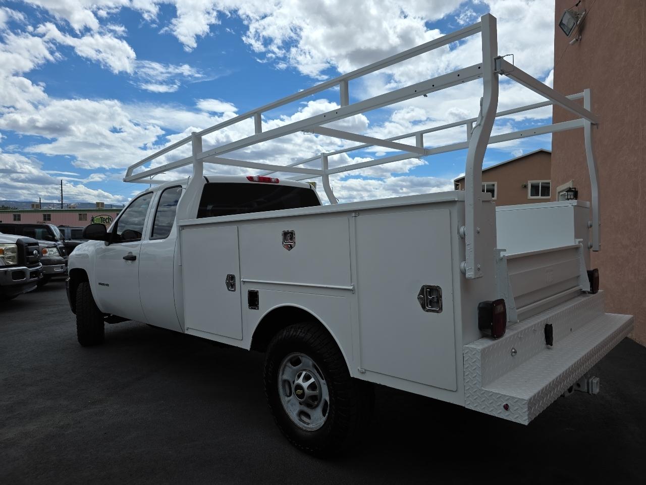 Chevrolet Silverado 2500HD 4WD Ext Cab 158.2" Work Truck 2011