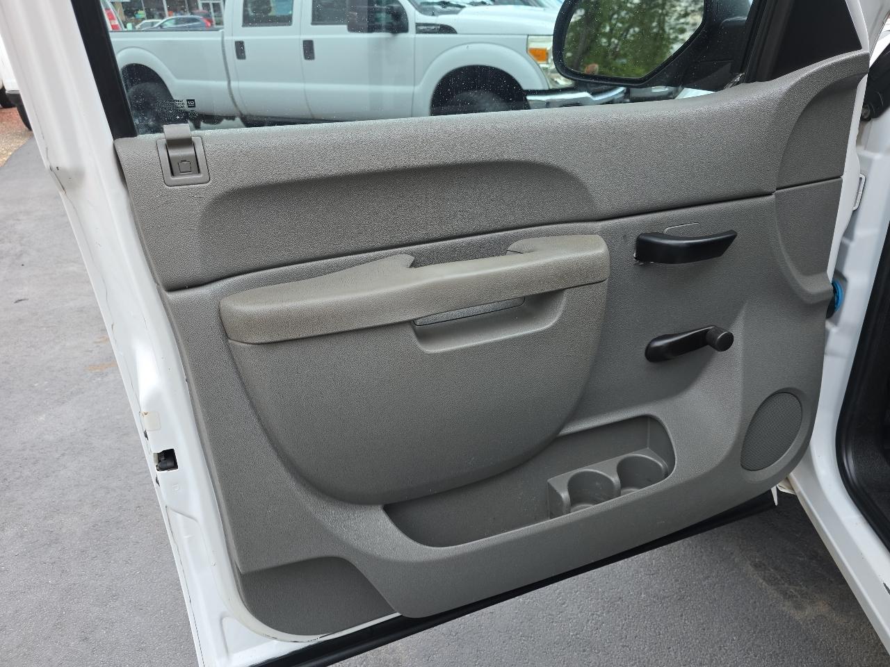 Chevrolet Silverado 2500HD 4WD Ext Cab 158.2" Work Truck 2011