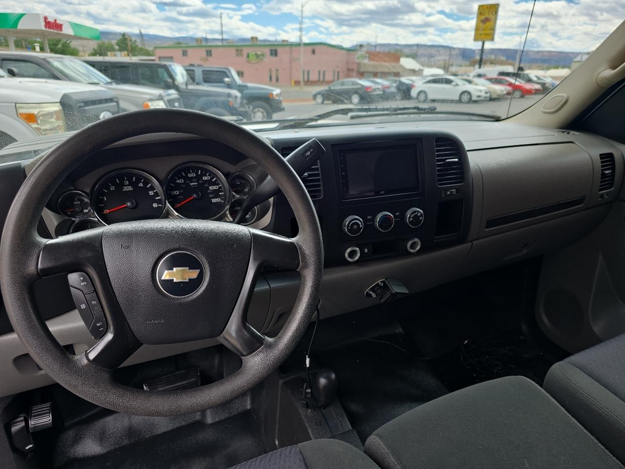 Chevrolet Silverado 2500HD 4WD Ext Cab 158.2" Work Truck 2011