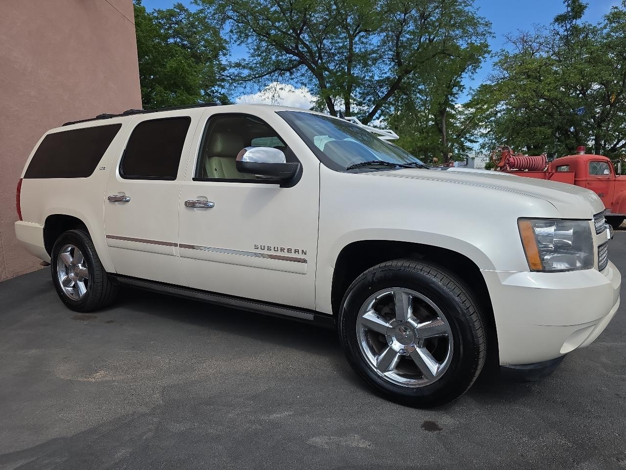Chevrolet Suburban 4WD 4dr 1500 LTZ 2011