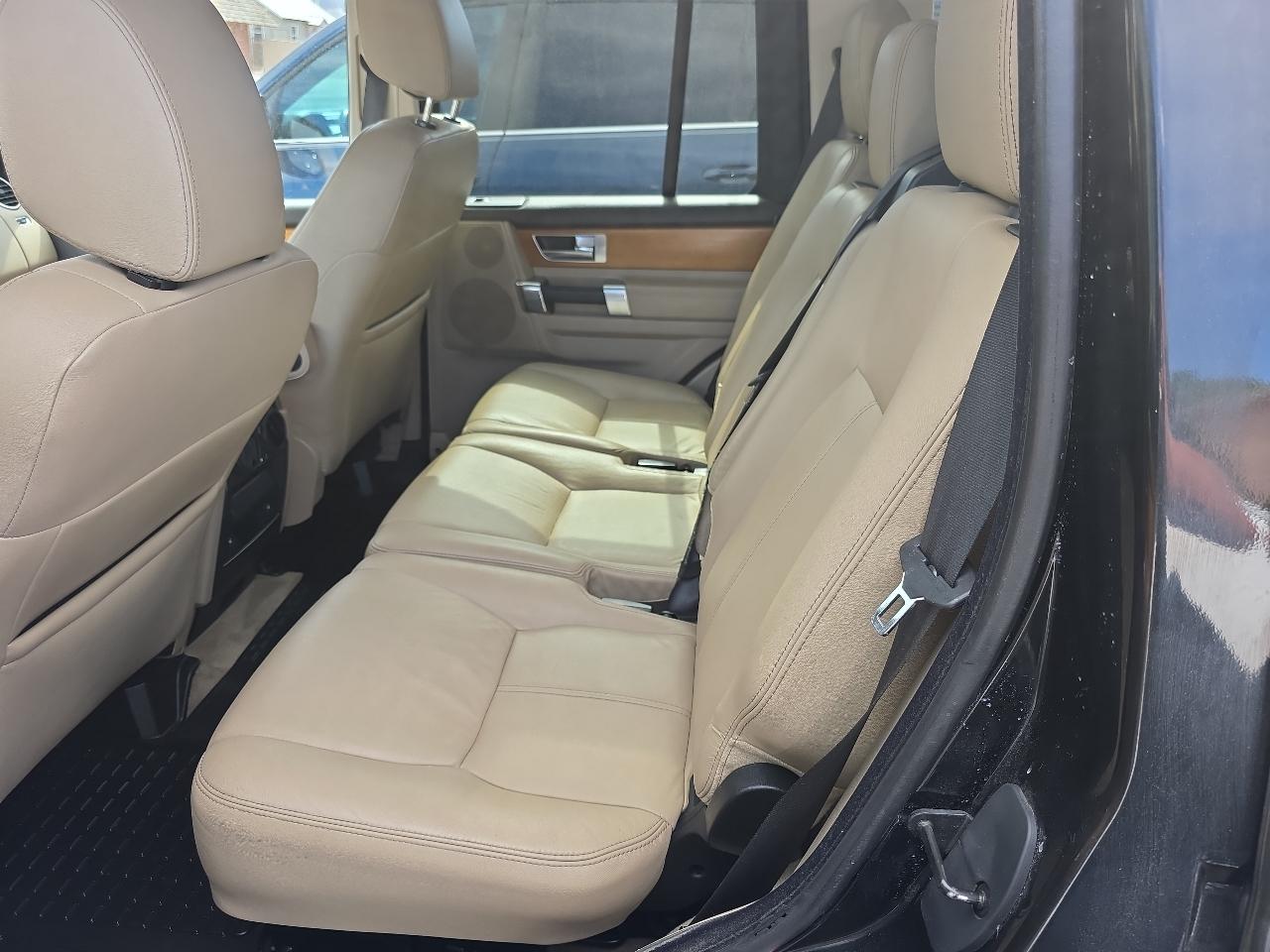 Land Rover LR4 4WD 4dr LUX 2012