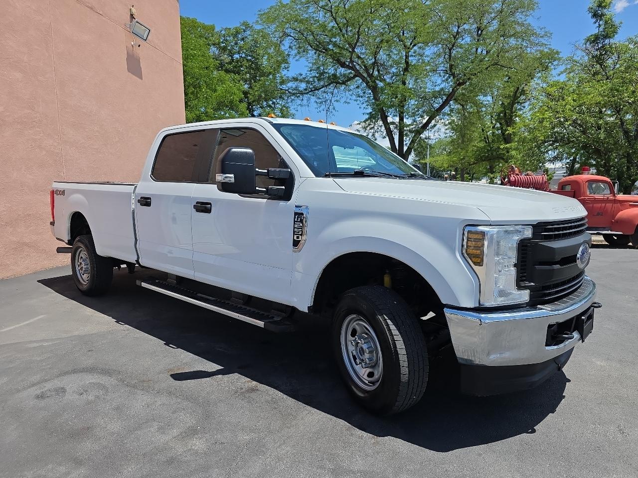 Ford Super Duty F-250 SRW XL 4WD Crew Cab 8' Box 2019