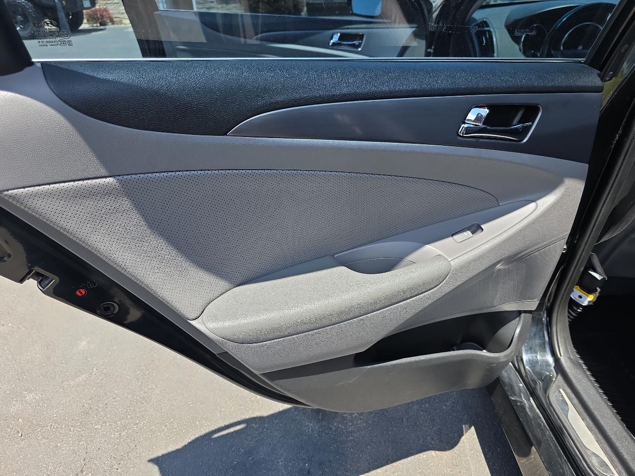 Hyundai Sonata Hybrid 4dr Sdn Limited 2015