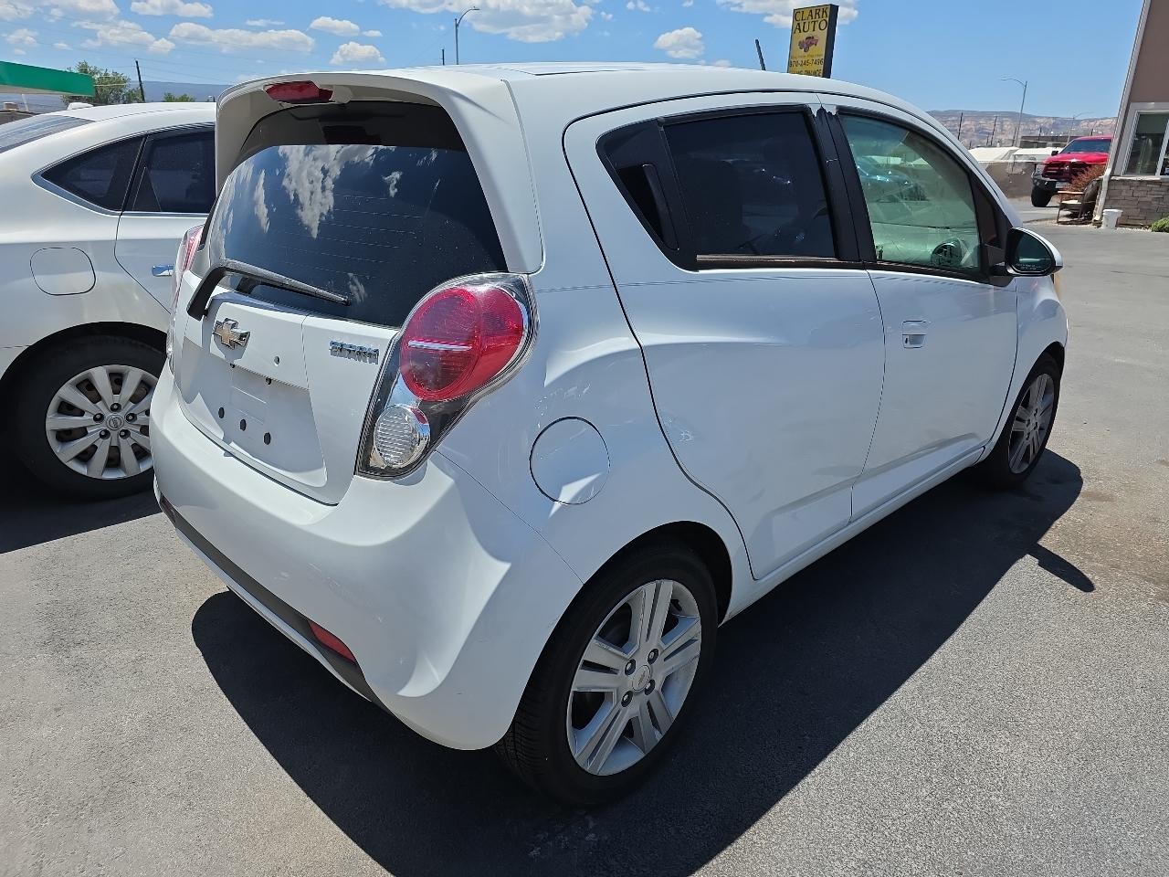 Chevrolet Spark 5dr HB CVT LT w/1LT 2014