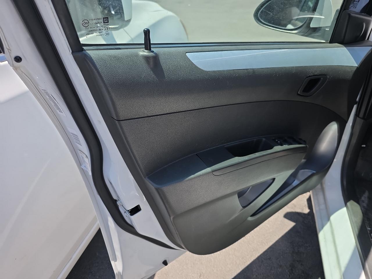 Chevrolet Spark 5dr HB CVT LT w/1LT 2014