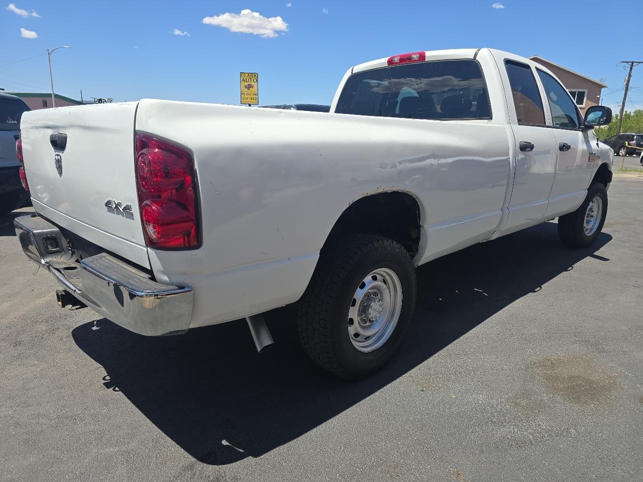Dodge Ram 2500 4WD Quad Cab 160.5" ST 2007