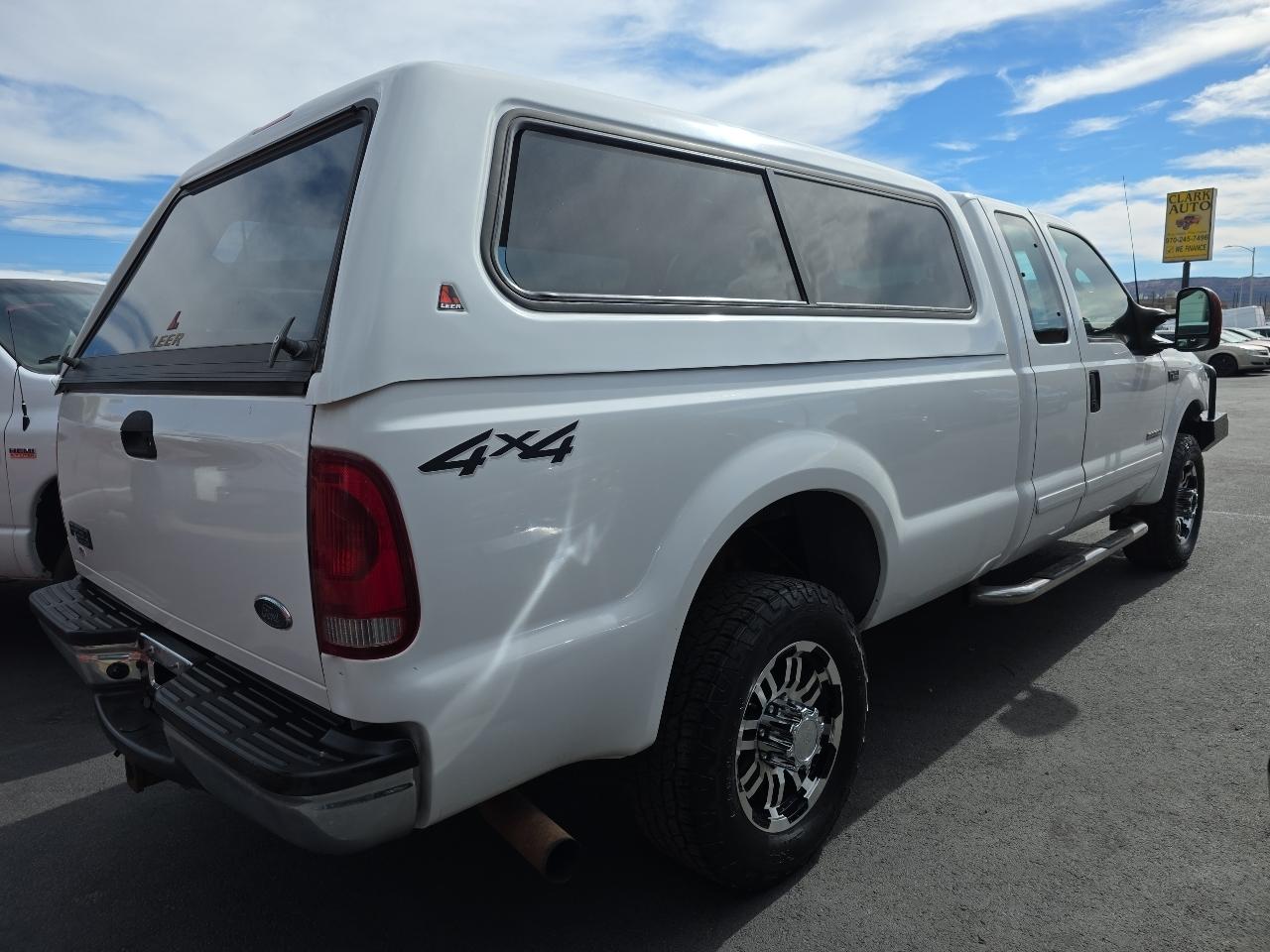 Ford Super Duty F-250 Supercab 142" XLT 4WD 2003