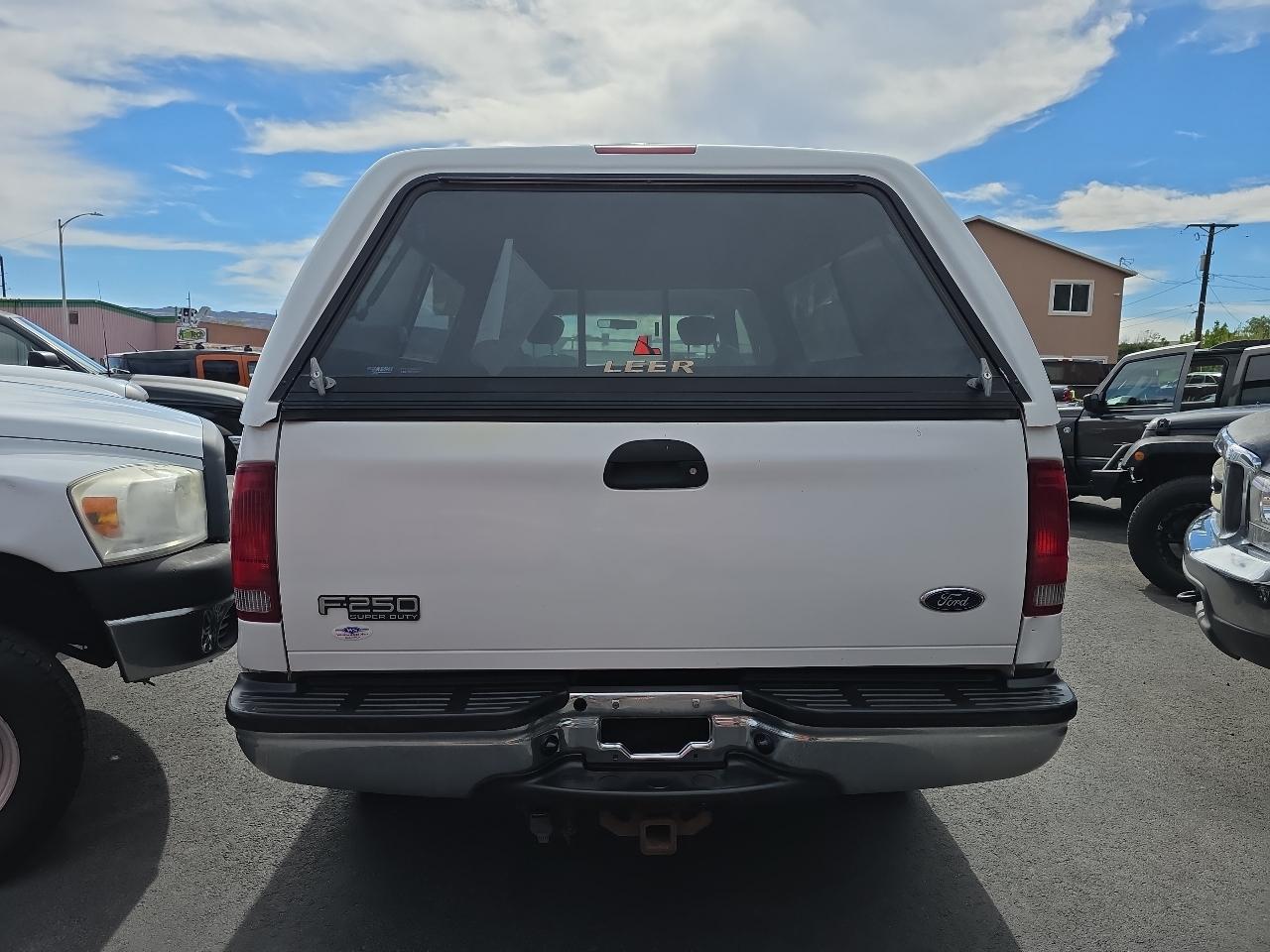 Ford Super Duty F-250 Supercab 142" XLT 4WD 2003