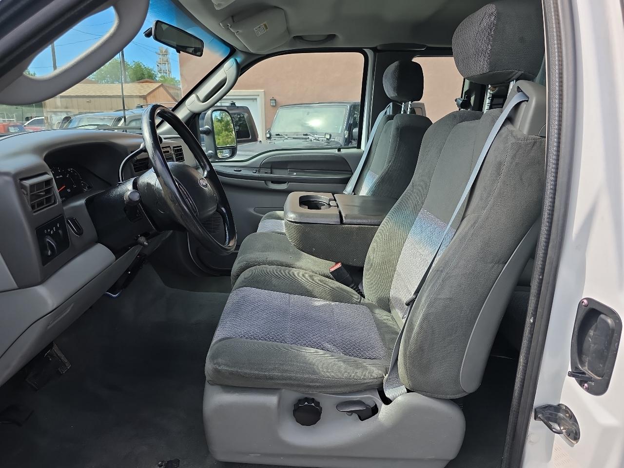 Ford Super Duty F-250 Supercab 142" XLT 4WD 2003