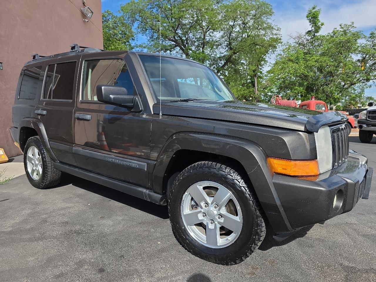 2006 Jeep Commander 4dr 4WD