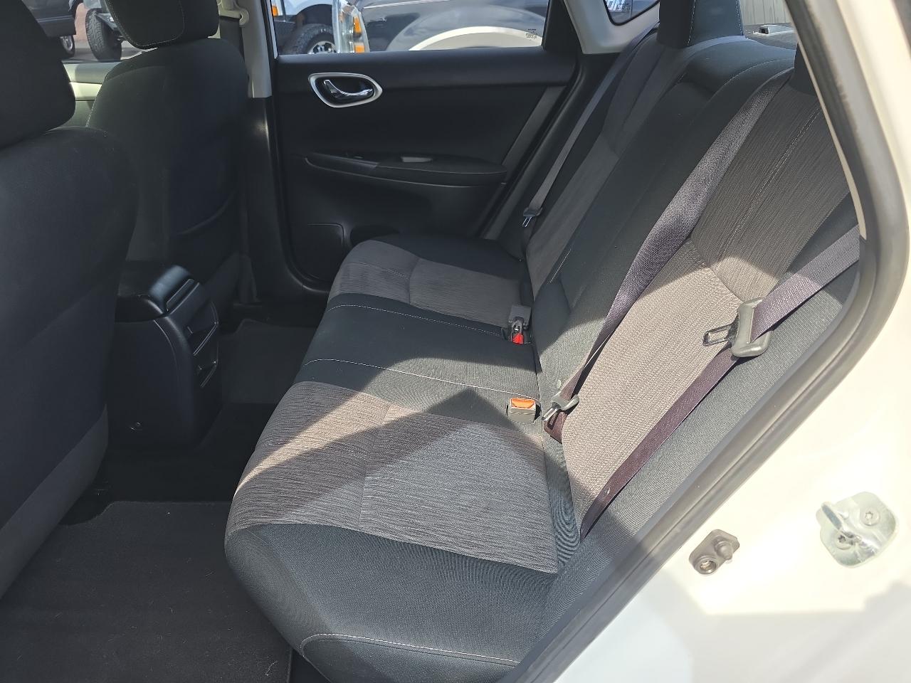 Nissan Sentra 4dr Sdn I4 CVT FE+ S 2015
