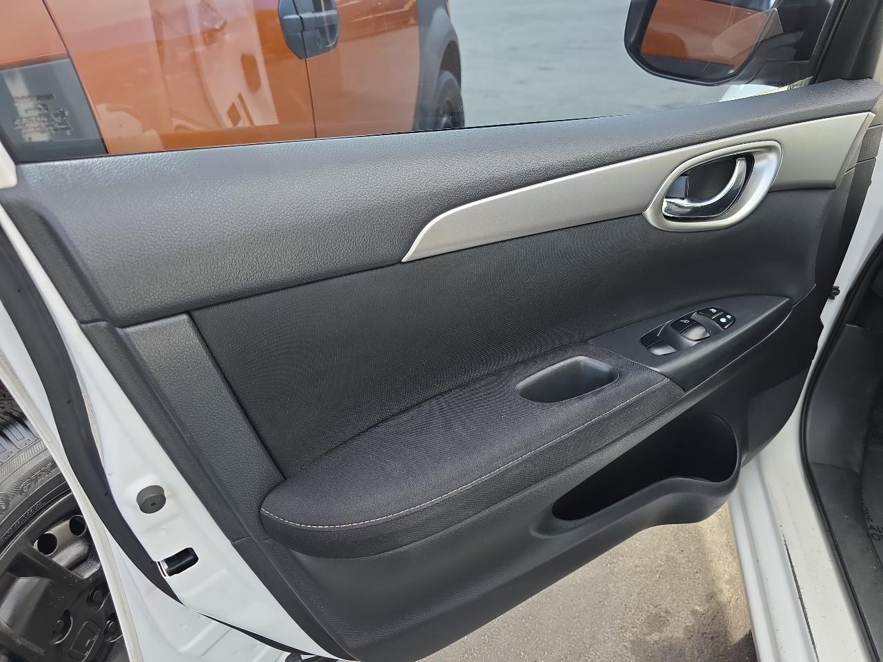 Nissan Sentra 4dr Sdn I4 CVT FE+ S 2015