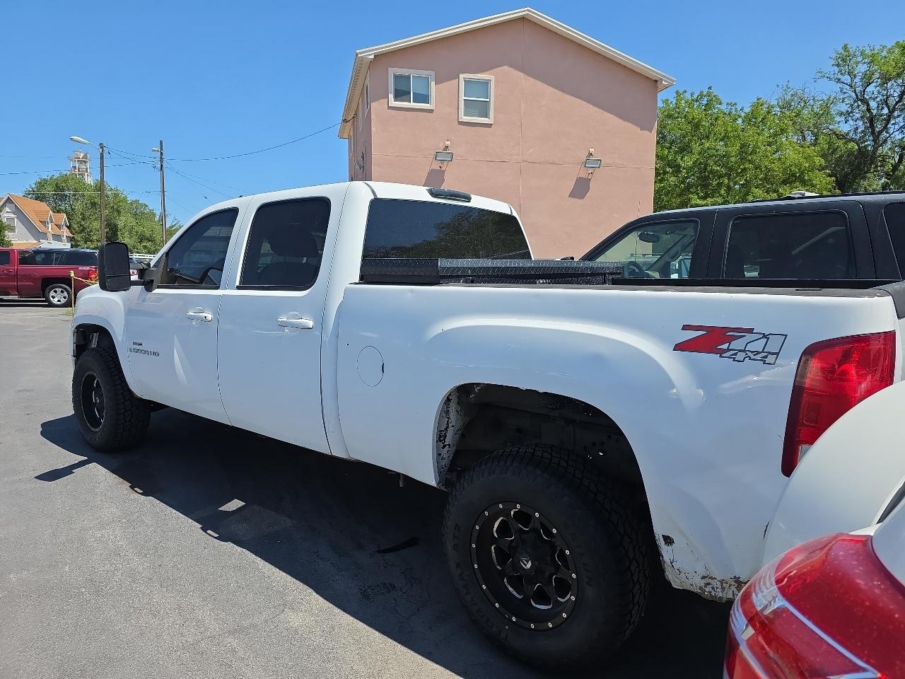GMC Sierra 2500HD 4WD Crew Cab 153" SLT 2007