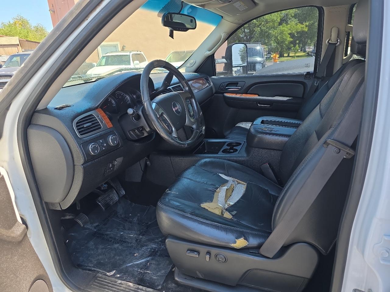GMC Sierra 2500HD 4WD Crew Cab 153" SLT 2007