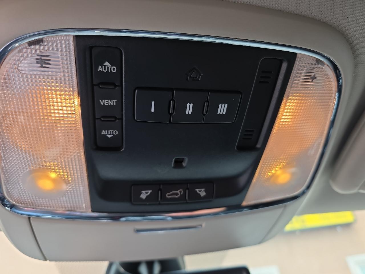 Dodge Durango AWD 4dr Citadel 2011
