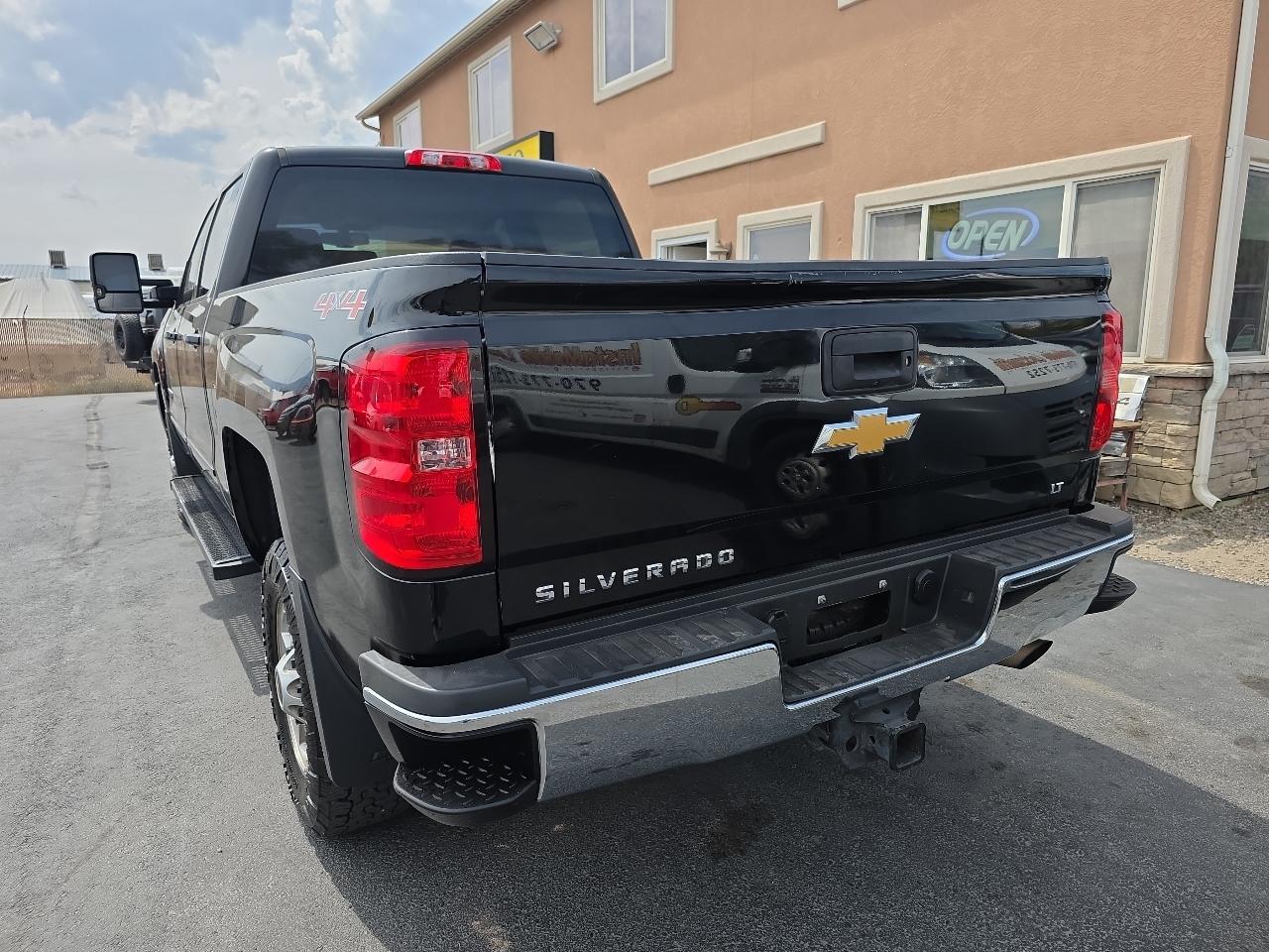 Chevrolet Silverado 2500HD 4WD Crew Cab 153.7" LT 2017