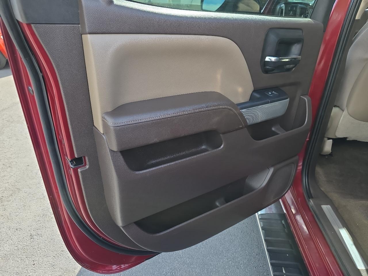 Chevrolet Silverado 1500 4WD Crew Cab 153.0" LT w/2LT 2015