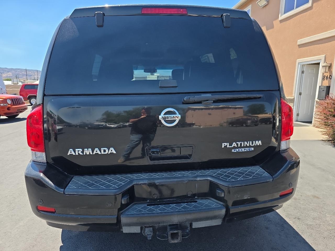 Nissan Armada 4WD 4dr Platinum 2012