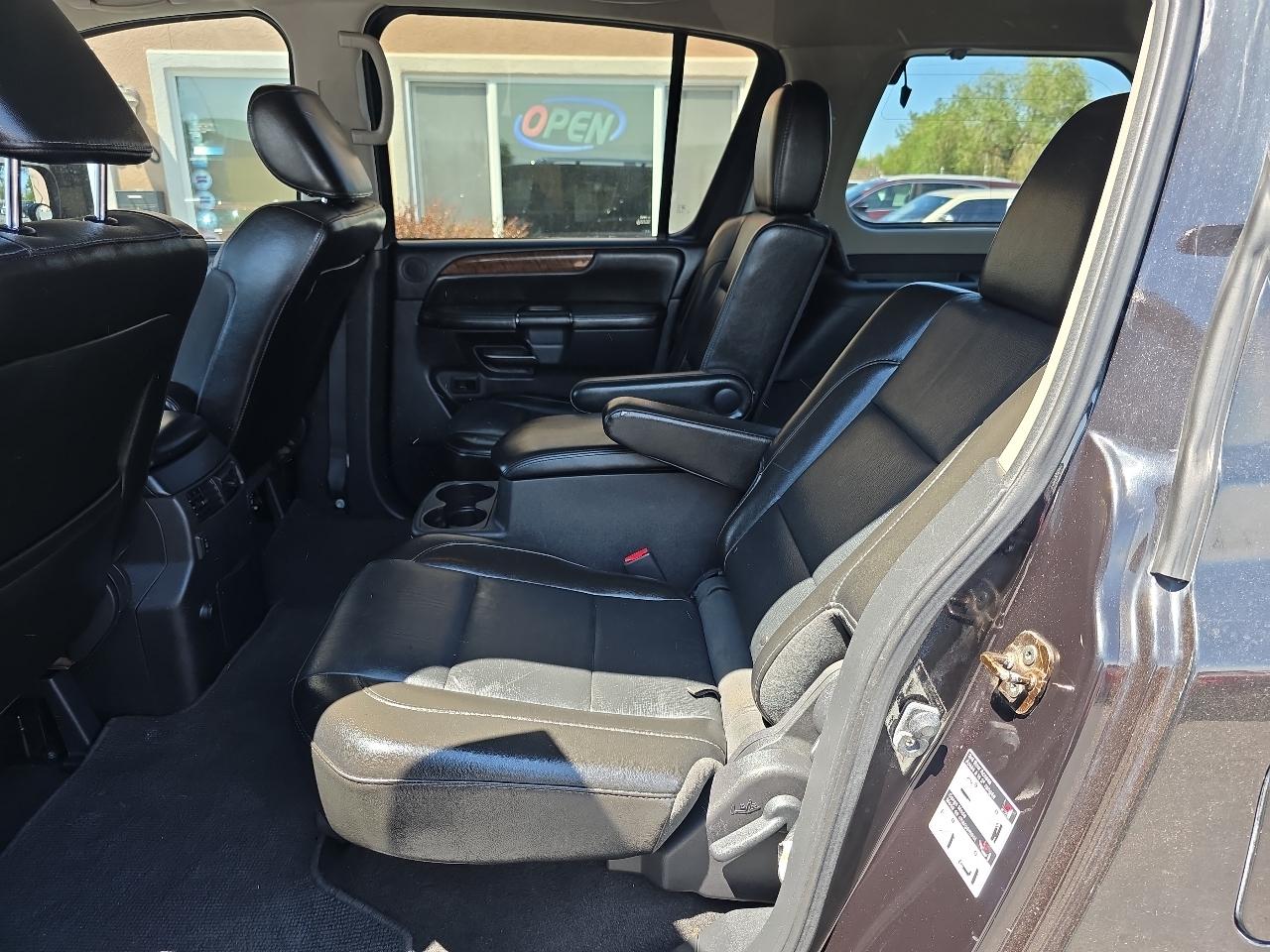 Nissan Armada 4WD 4dr Platinum 2012