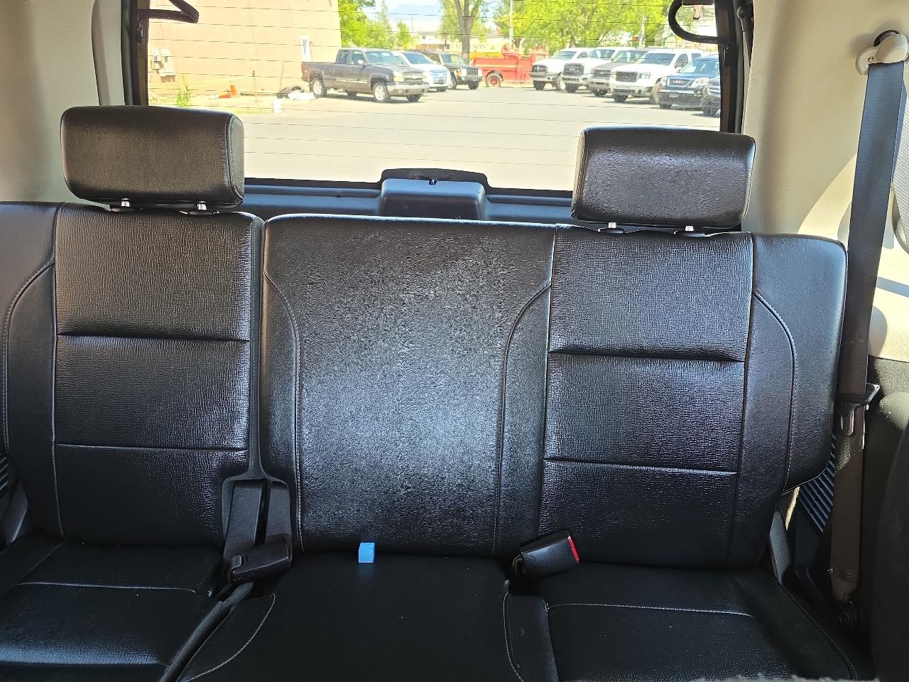 Nissan Armada 4WD 4dr Platinum 2012