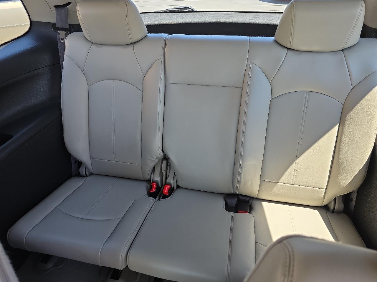 GMC Acadia AWD 4dr SLT2 2008