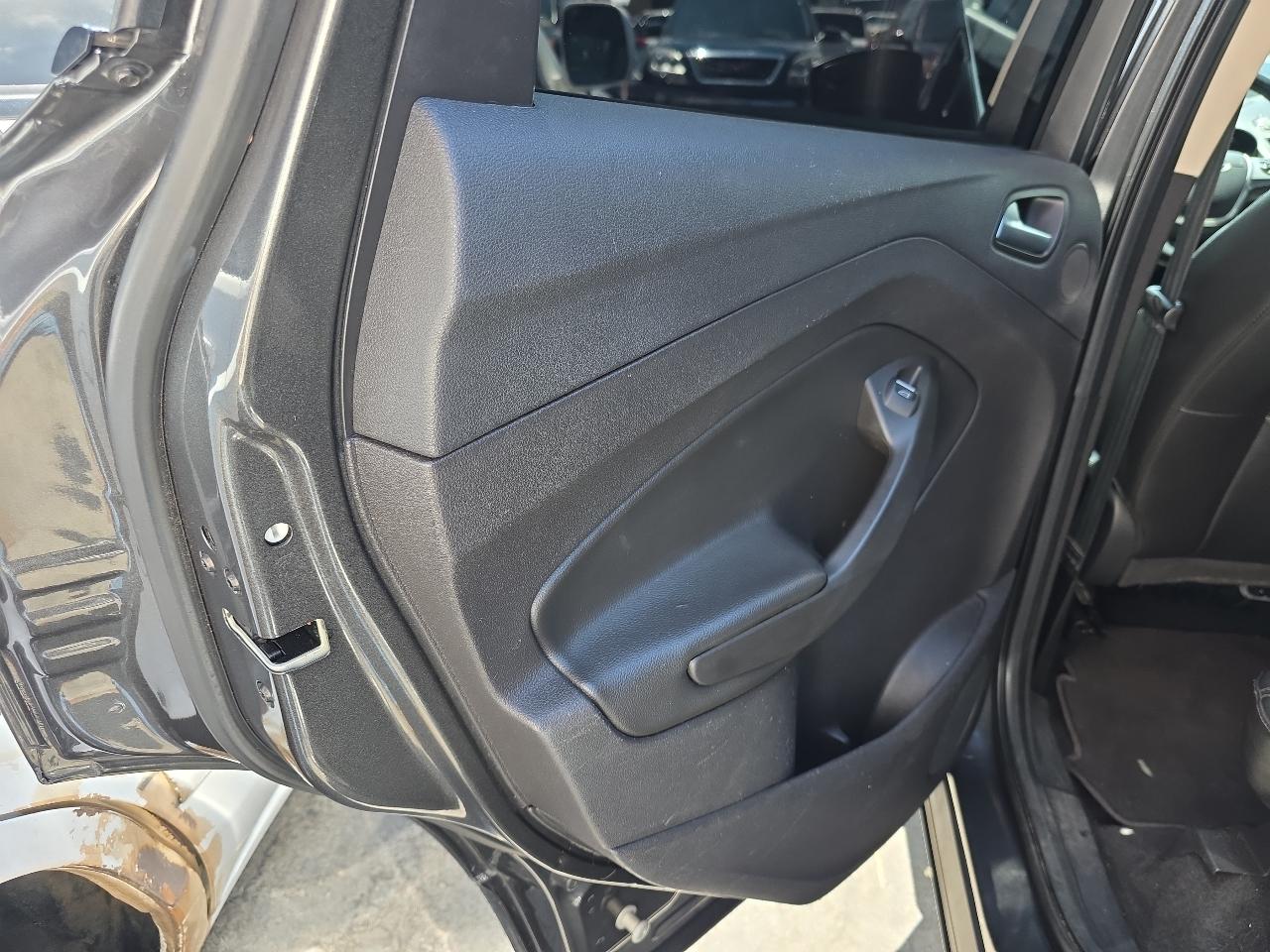 Ford Escape 4WD 4dr SE 2016