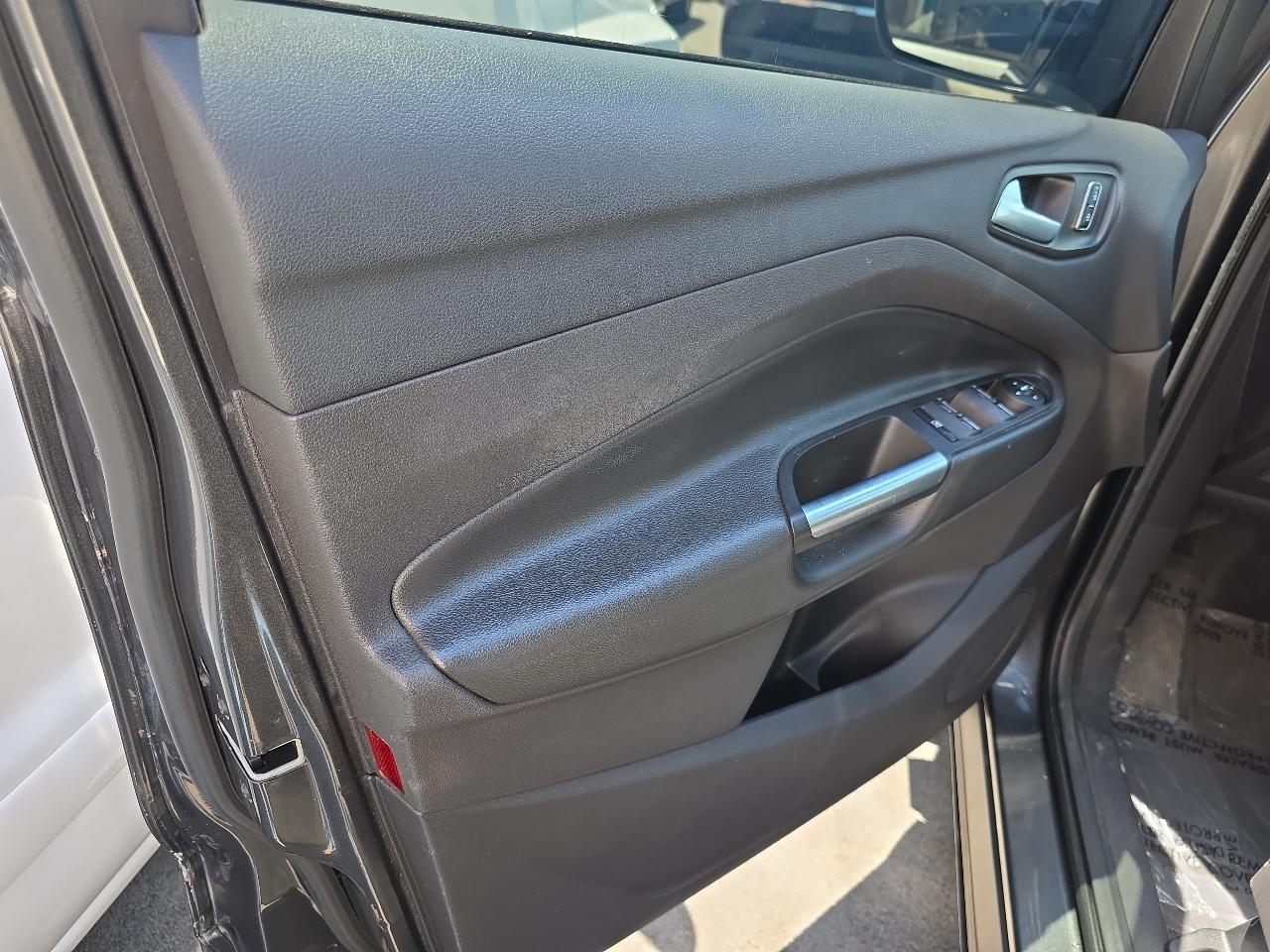 Ford Escape 4WD 4dr SE 2016