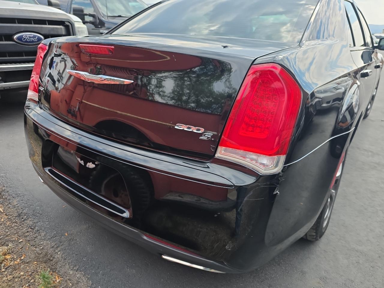 Chrysler 300 4dr Sdn 300S AWD 2016