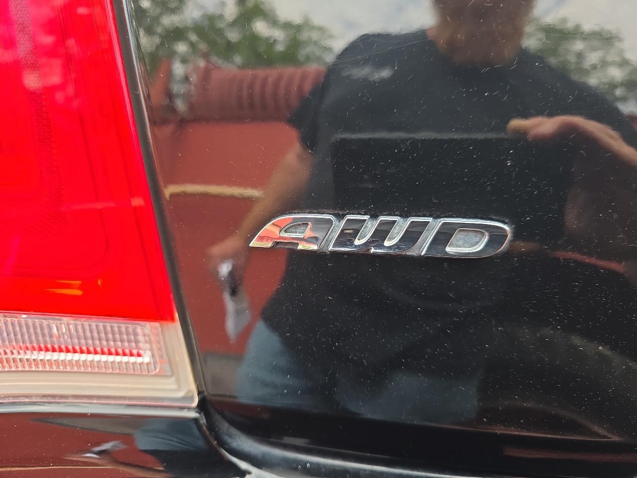 Chrysler 300 4dr Sdn 300S AWD 2016