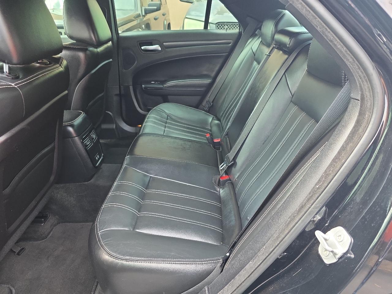 Chrysler 300 4dr Sdn 300S AWD 2016