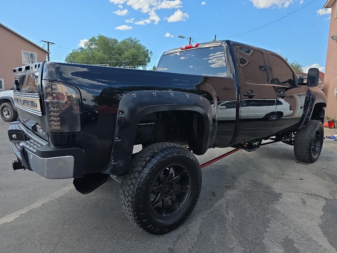 Chevrolet Silverado 2500HD 4WD Crew Cab 153" LTZ 2008
