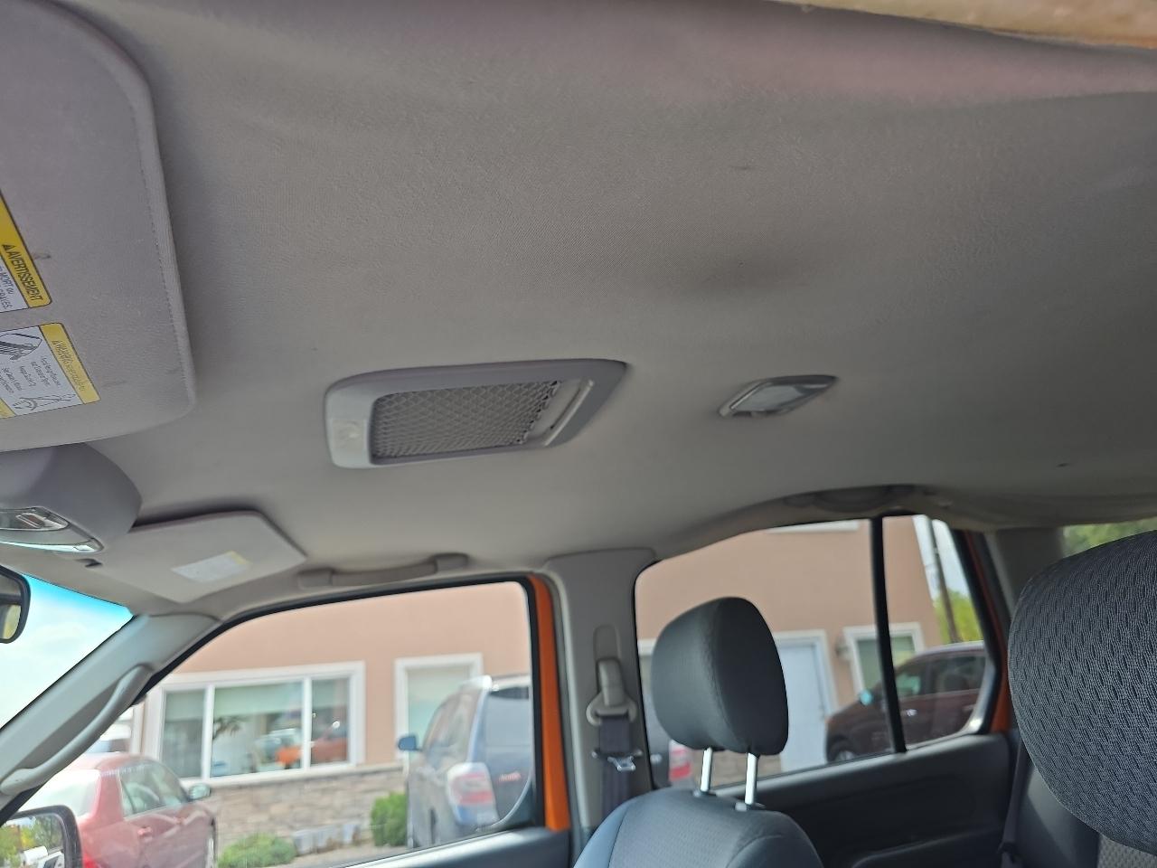 Nissan Xterra 4dr XE 4WD V6 Auto 2003