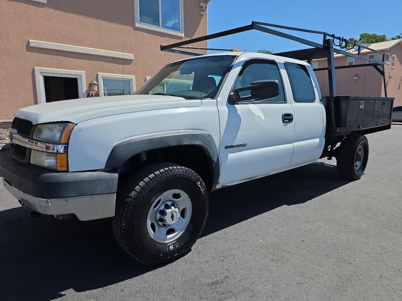 2004 Chevrolet Silverado 2500HD Ext Cab 157.5" WB 4WD Work Truck